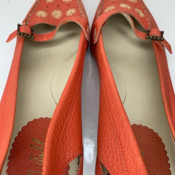 J Jill Coral Leather Floral Stitch Embroidered Kitten Heel Pump Size 10 - Picture 2 of 7